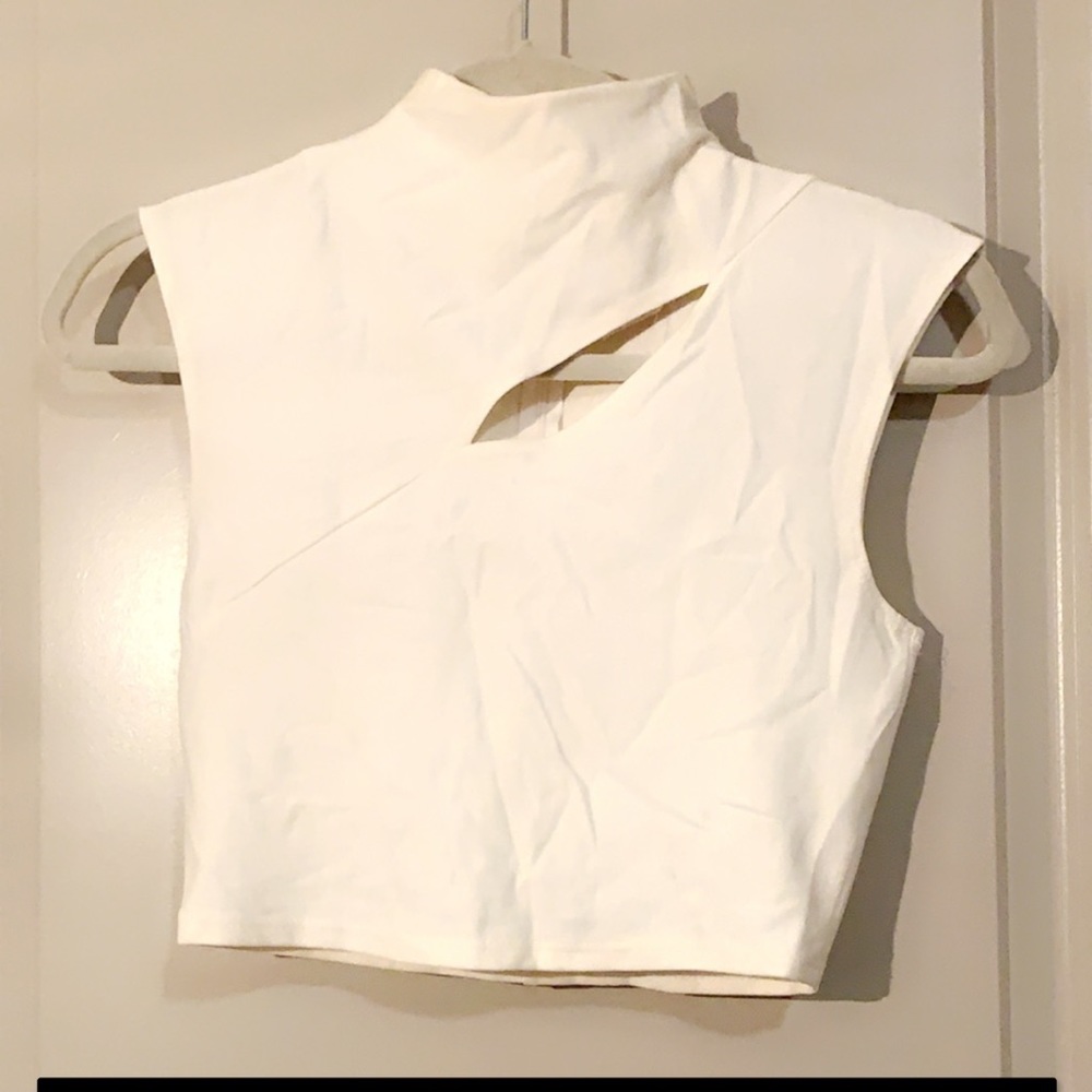White crop top
